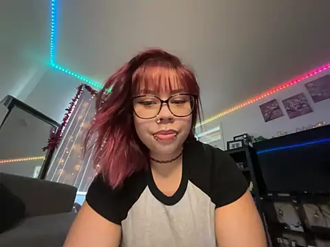 moan4mona online show from February 8, 2026, 10:46 pm