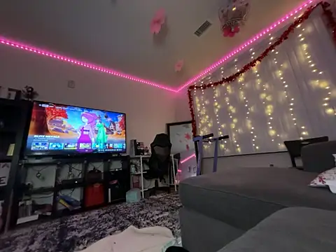 moan4mona online show from March 12, 2026, 3:01 am