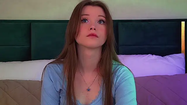 KeiraAsti online show from February 22, 2026, 6:24 am