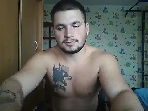 chiraq1945 online show from October 2, 2025, 6:20 am