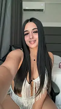 LilMisIndianx online show from April 9, 2026, 7:25 am