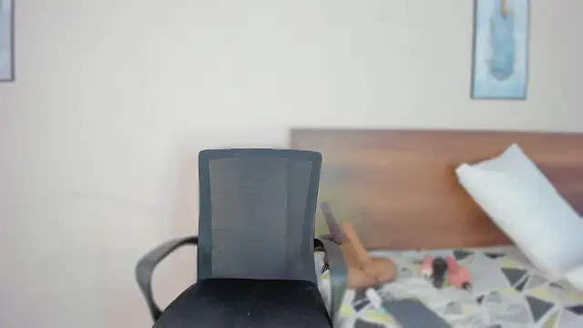 Snapshot of Niicol_Jenner chatting on February 9, 2026, 4:38 am Niicol Jenner online show from February 9, 2026, 4:38 am