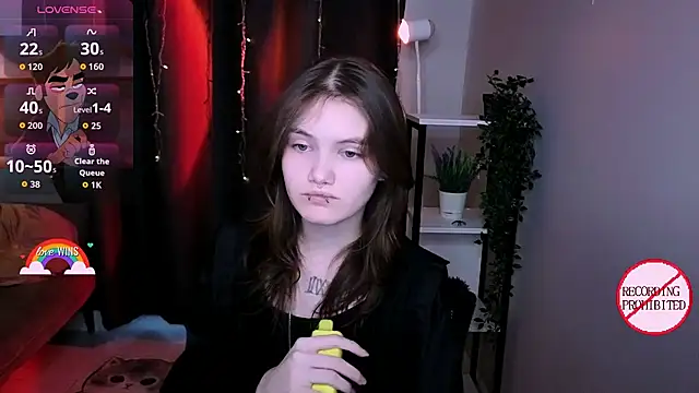 Dilara xBaby online show from July 8, 2026, 1:59 pm