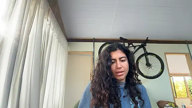 deusaludovica online show from July 7, 2026, 12:20 pm