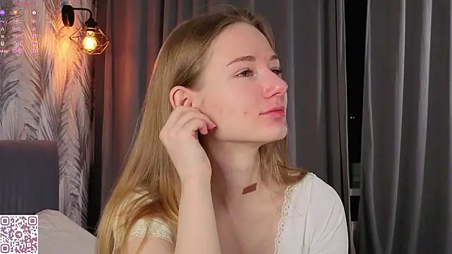 ElvinaRose online show from February 13, 2026, 2:18 am