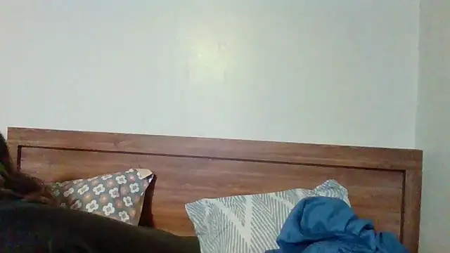 Baby Mon online show from October 13, 2025, 5:29 am