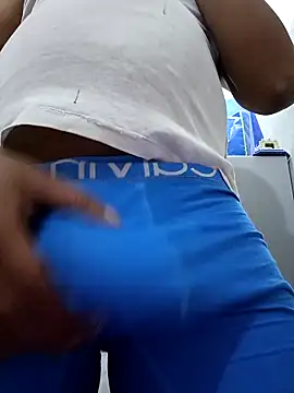 negro08  online show from April 28, 2026, 1:16 pm