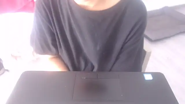 Snapshot of sabrina_v_ chatting on May 9, 2026, 1:38 pm sabrina v online show from May 9, 2026, 1:38 pm