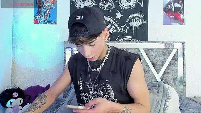 Dark Boy26 online show from April 11, 2026, 11:31 pm