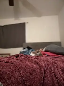 Snapshot of himNIGuys chatting on September 25, 2025, 6:44 pm himNIGuys online show from September 25, 2025, 6:44 pm