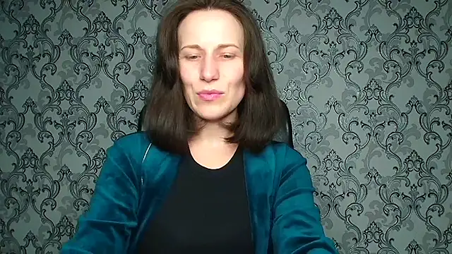 Kelly Kisss online show from February 4, 2026, 12:11 pm