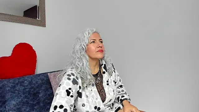 marilyn70 online show from February 7, 2026, 10:24 pm