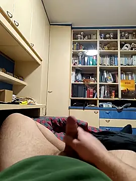 Simone9991 online show from February 14, 2026, 5:21 pm