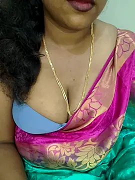 Snapshot of Anu_Reddy_10 chatting on September 18, 2025, 5:26 pm Anu Reddy 10 online show from September 18, 2025, 5:26 pm