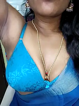 Snapshot of Anu_Reddy_10 chatting on November 14, 2025, 5:33 pm Anu Reddy 10 online show from November 14, 2025, 5:33 pm