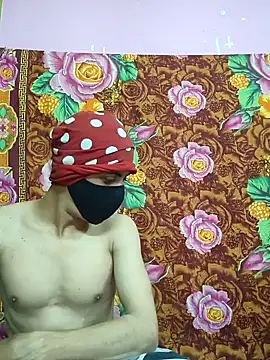 Seducing couple online show from October 23, 2025, 3:39 am