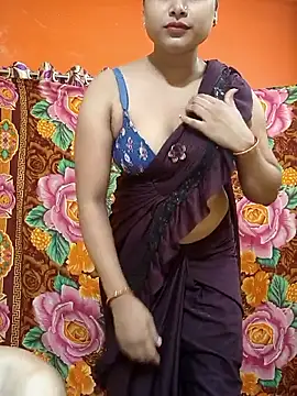 Snapshot of Seducing_couple chatting on June 14, 2026, 5:26 pm Seducing couple online show from June 14, 2026, 5:26 pm