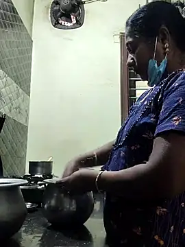 papukurty online show from November 10, 2025, 3:16 am