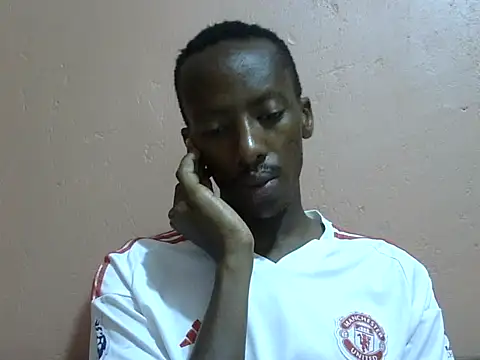 Snapshot of shadez94 chatting on September 12, 2025, 9:48 pm shadez94 online show from September 12, 2025, 9:48 pm