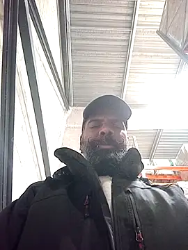 frenchblackc31 online show from December 15, 2025, 9:13 am