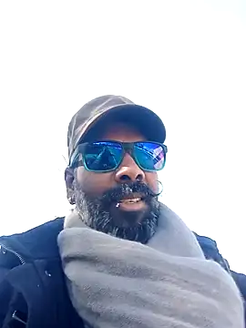 frenchblackc31 online show from March 1, 2026, 10:39 am