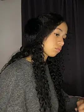 jadee8 online show from March 13, 2026, 11:33 pm