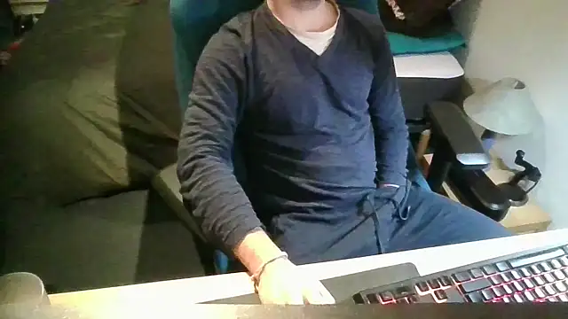 azdert210 online show from March 1, 2026, 5:26 pm