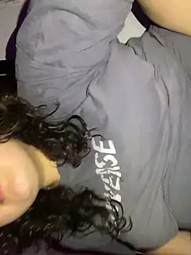 Snapshot of Solangerulo_ chatting on February 13, 2026, 5:03 am Solangerulo online show from February 13, 2026, 5:03 am