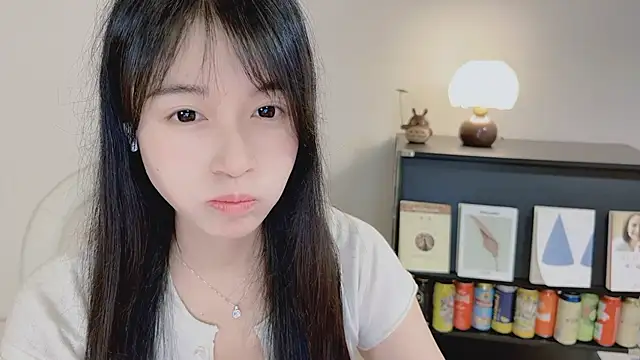 Onechestnut online show from May 11, 2026, 2:45 pm