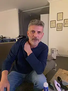 max219 online show from December 3, 2025, 7:34 pm