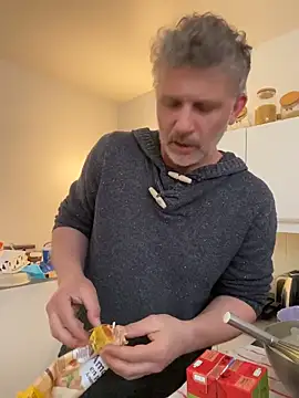 max219 online show from March 26, 2026, 1:38 pm