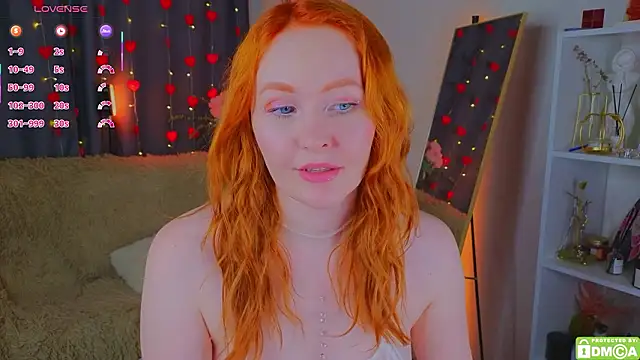 JoyceJones online show from February 17, 2026, 8:37 pm