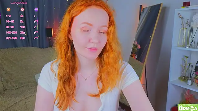 JoyceJones online show from July 7, 2026, 7:18 pm