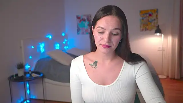 EwelynScott online show from October 13, 2025, 6:19 pm