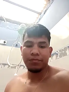 Oscariin96 online show from March 3, 2026, 12:22 pm