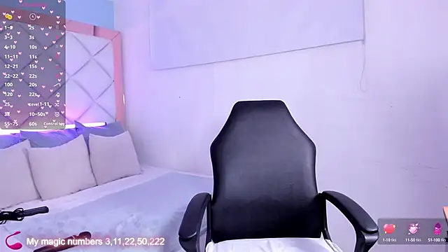 Snapshot of molly_gomezz chatting on September 23, 2025, 11:08 pm molly gomezz online show from September 23, 2025, 11:08 pm