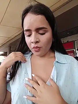 Lambedora 69 online show from April 13, 2026, 8:36 pm