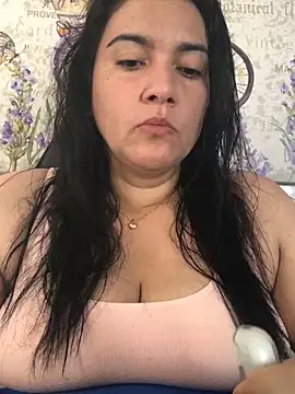 sweetdulcexxx online show from December 17, 2025, 8:15 pm