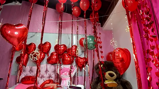 Mindy 19 online show from February 11, 2026, 10:59 pm