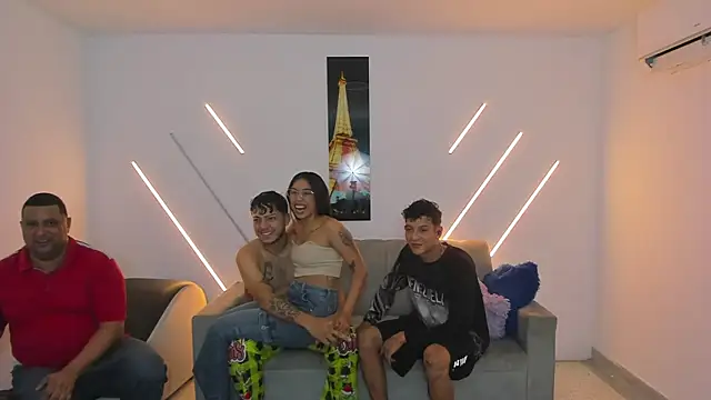 brutal sex room2k online show from December 13, 2025, 9:09 pm