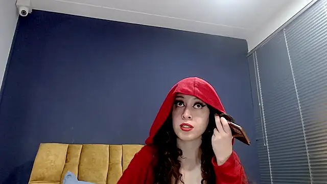 KendraaSimons online show from October 13, 2025, 7:36 pm