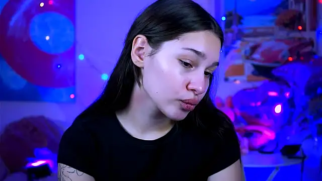 Snapshot of KimClarks_ chatting on September 20, 2025, 5:03 pm KimClarks  online show from September 20, 2025, 5:03 pm