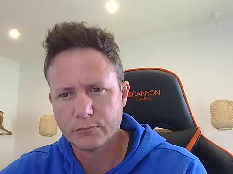 TroyDieselXXX online show from December 3, 2025, 5:26 am