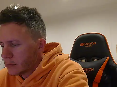 TroyDieselXXX online show from March 25, 2026, 6:14 pm