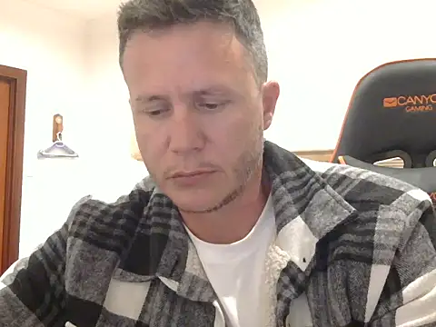 TroyDieselXXX online show from March 26, 2026, 7:08 pm