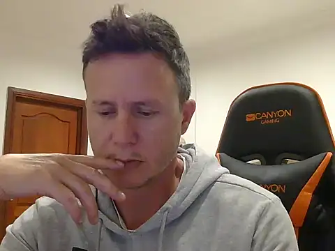 TroyDieselXXX online show from April 13, 2026, 5:40 pm