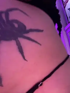 lucialauper  online show from December 16, 2025, 12:37 am