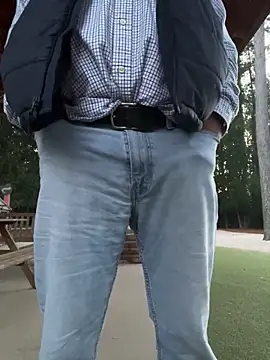 cyclone1212 online show from November 14, 2025, 11:42 am