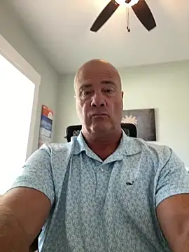 cyclone1212 online show from June 5, 2026, 1:06 pm