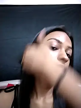 Snapshot of Your-Kitkat chatting on October 18, 2025, 9:15 pm Your-Kitkat online show from October 18, 2025, 9:15 pm